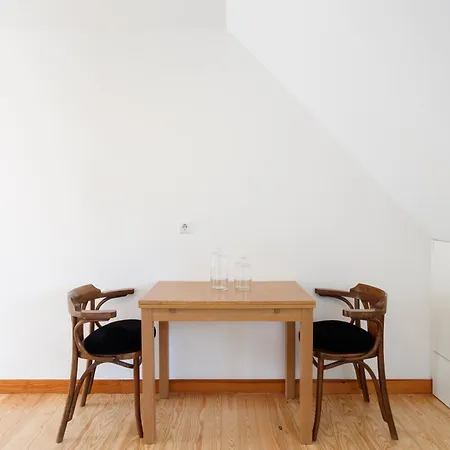 Barbadinhos In Historic Neighborhood Apartment *