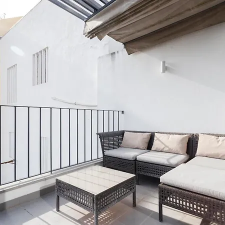 Barbadinhos In Historic Neighborhood ליסבון