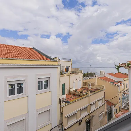 Barbadinhos In Historic Neighborhood Apartment Lisbon